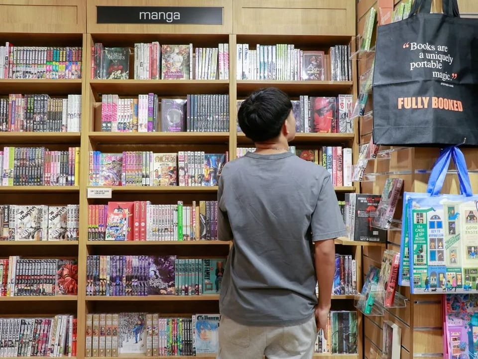 fully booked naia terminal 3 manga